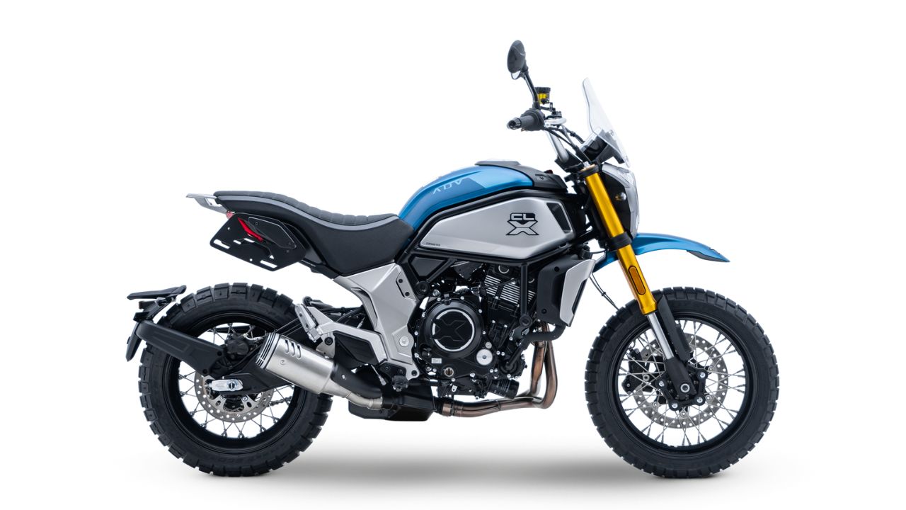 Moto 32 CF MOTO 700CL X ADVENTURE