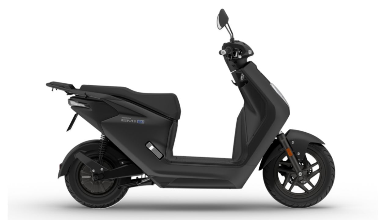 Moto 81 Honda EM1 e