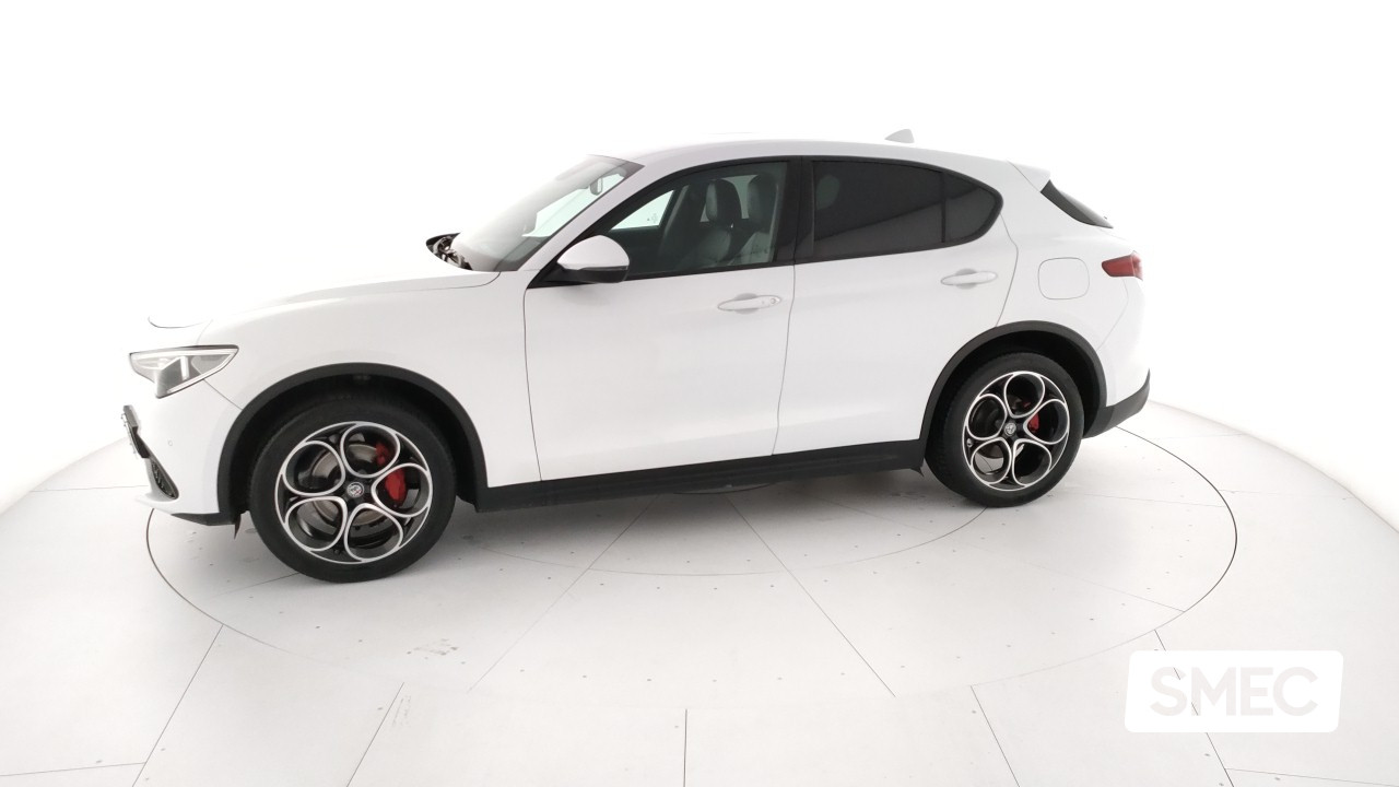 Alfa Romeo  Stelvio 2.2 TD 210 CV AT8 Q4 B-Tech