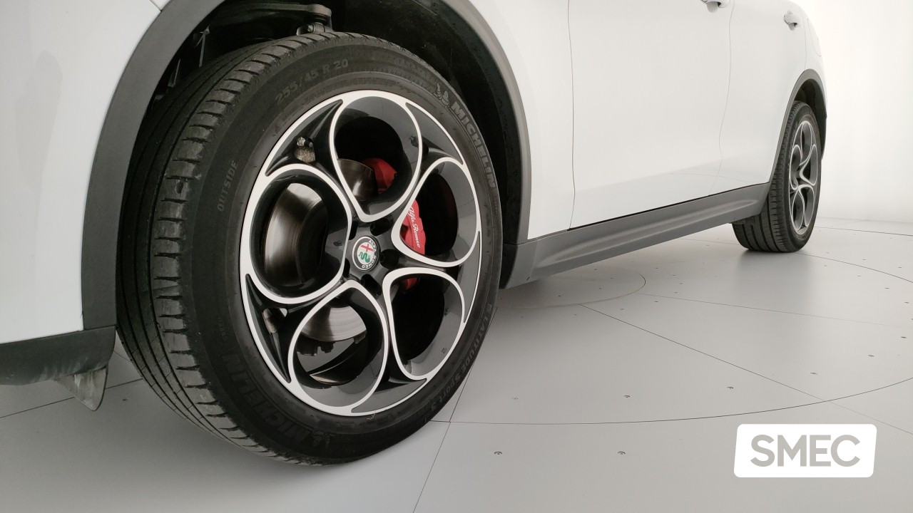 Alfa Romeo  Stelvio 2.2 TD 210 CV AT8 Q4 B-Tech