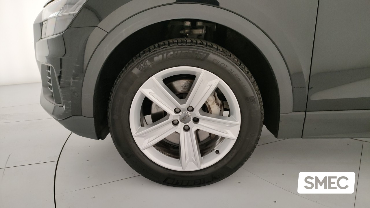 Audi Q8 50 TDI quattro tiptronic
