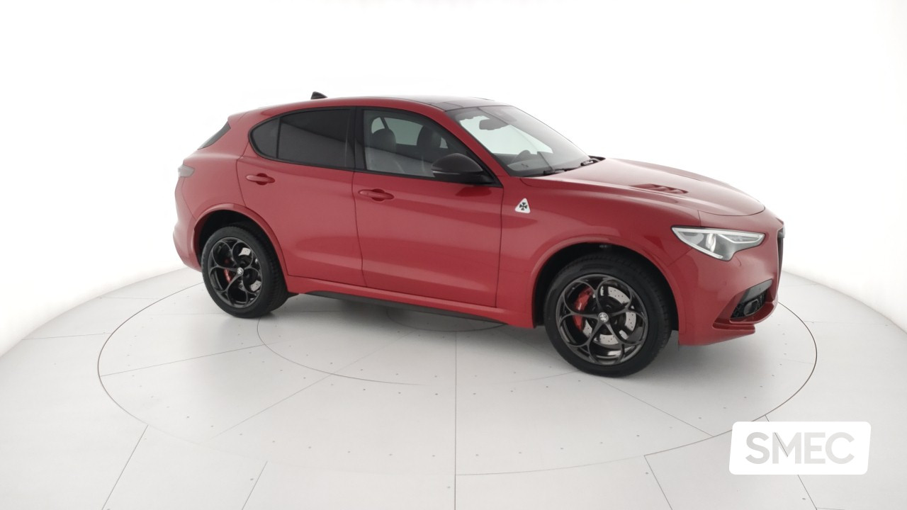 previewAlfa Romeo Stelvio Quadrifoglio Bi-Turbo V6