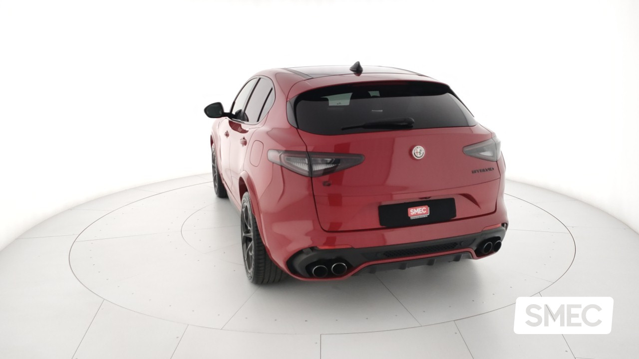 previewAlfa Romeo Stelvio Quadrifoglio Bi-Turbo V6