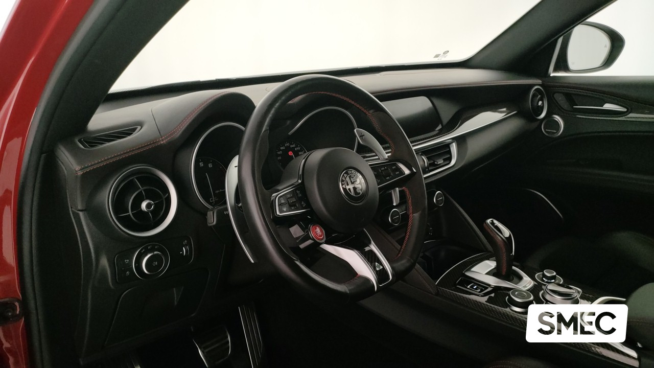 Alfa Romeo Stelvio Quadrifoglio Bi-Turbo V6