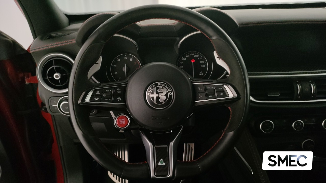 Alfa Romeo Stelvio Quadrifoglio Bi-Turbo V6
