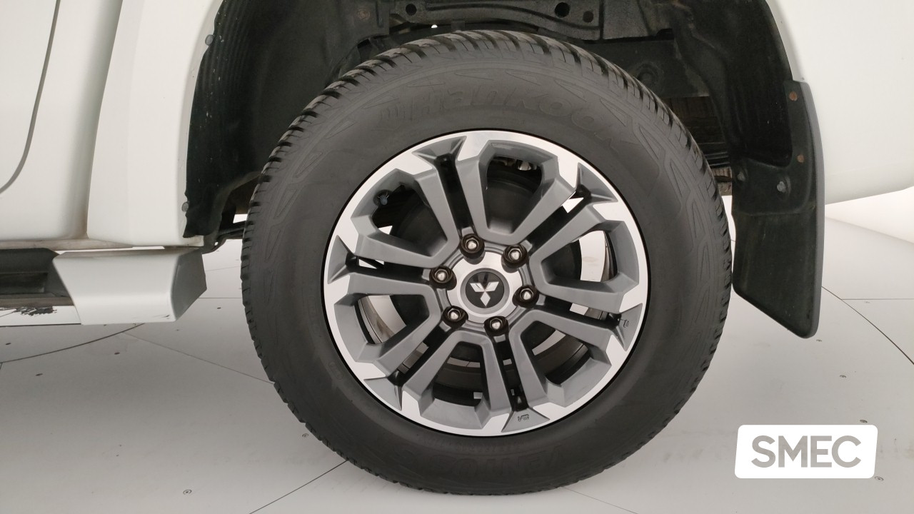 Mitsubishi L200 2.2 DI-D Double Cab