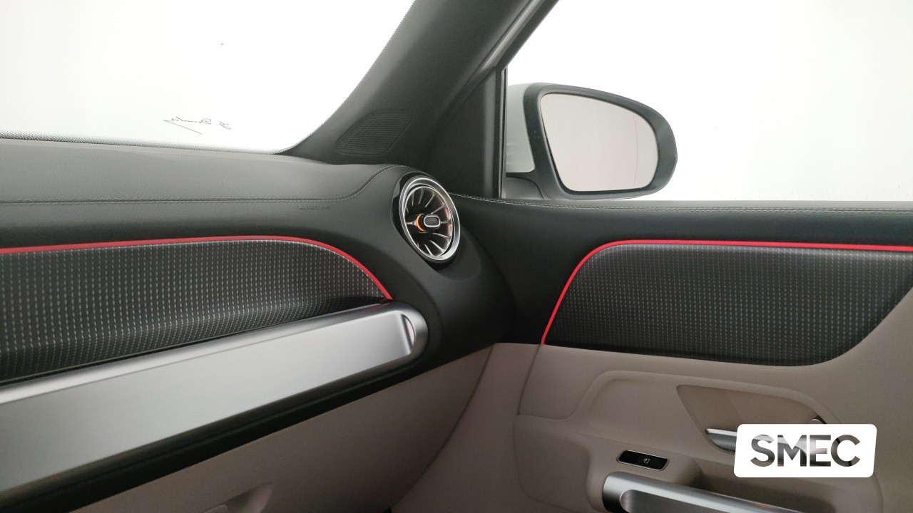 Mercedes-Benz GLB 220d