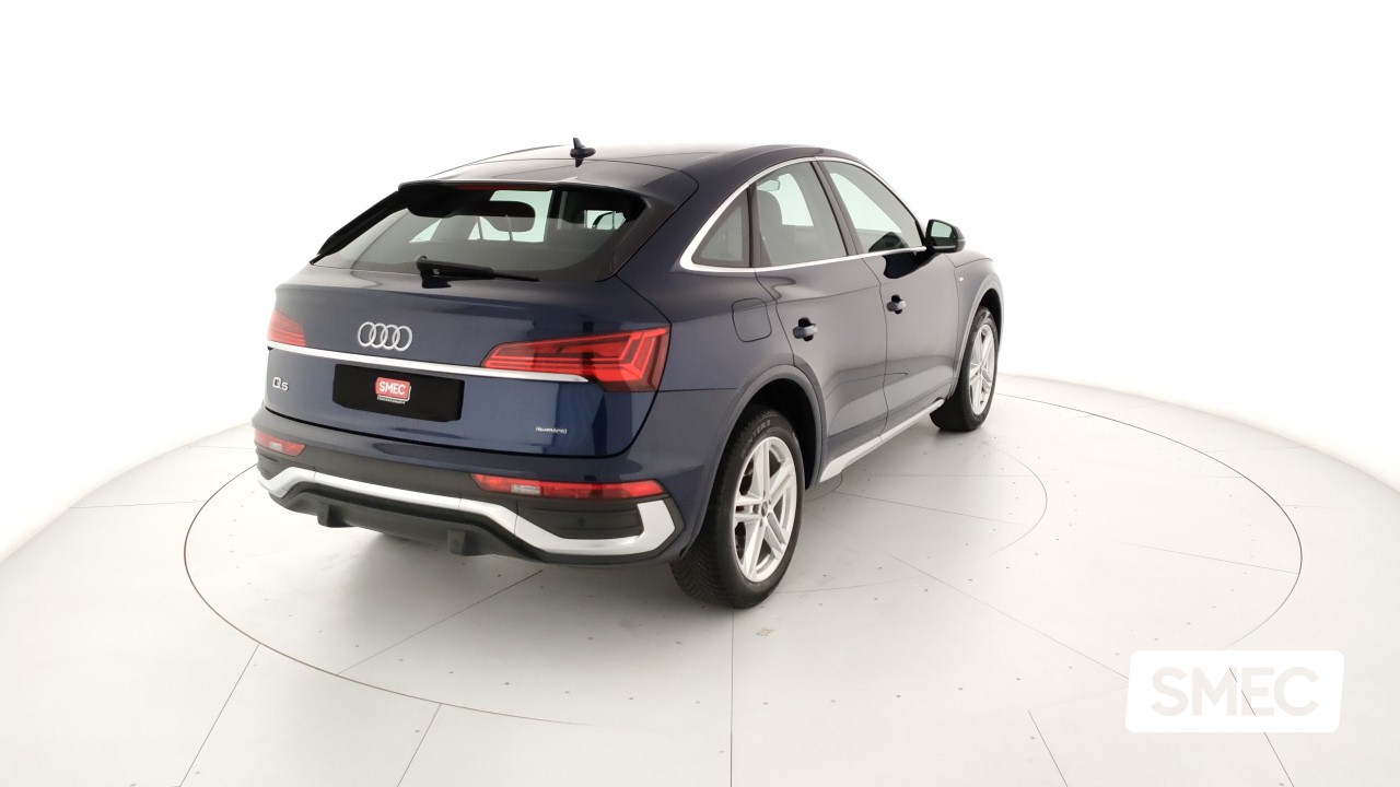 previewAudi Q5 SportBack