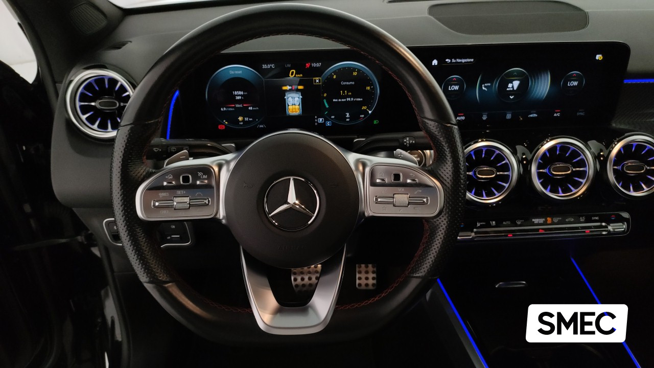 Mercedes-Benz  GLB 200 D Automatic Premium