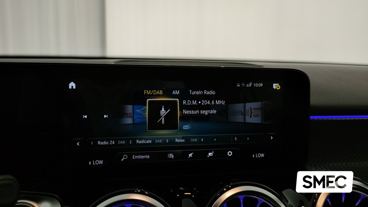 Mercedes-Benz  GLB 200 D Automatic Premium
