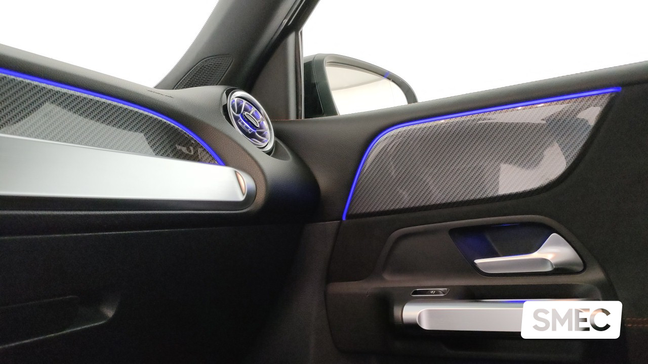 Mercedes-Benz  GLB 200 D Automatic Premium