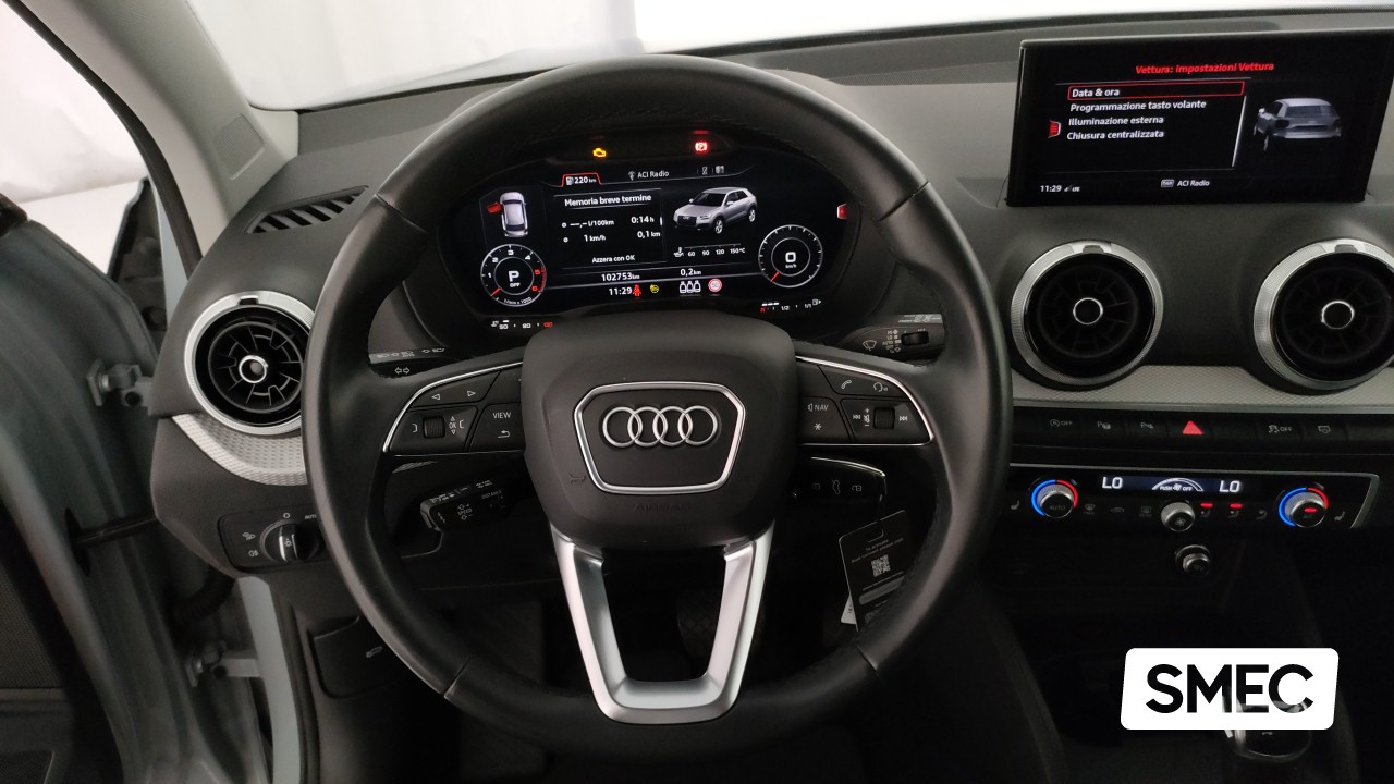 Audi Q2 2.0 30 TDI BUSINESS PLUS S TRONIC