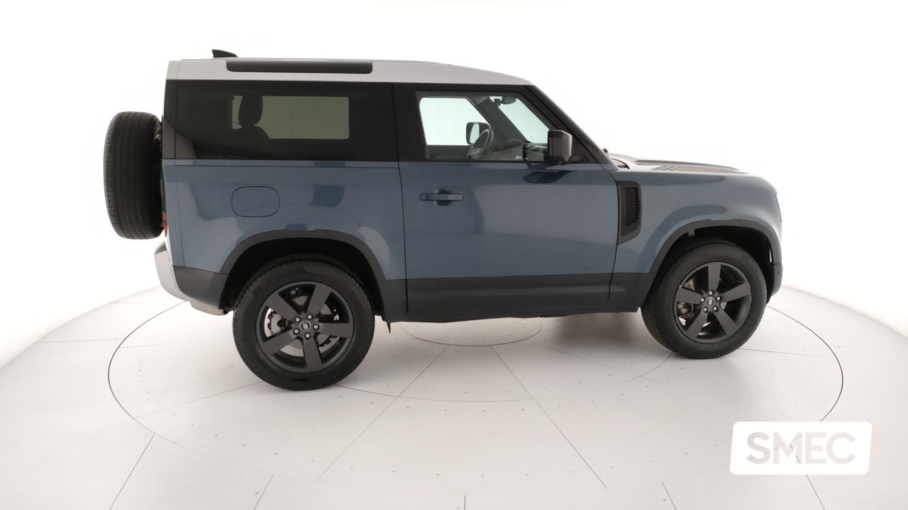 previewLand Rover Defender 3.0D I6 200 90 SE AWD auto.