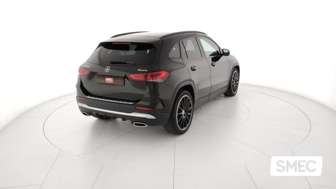 previewMercedes-Benz GLA  220 d Automatic 4MATIC Premium