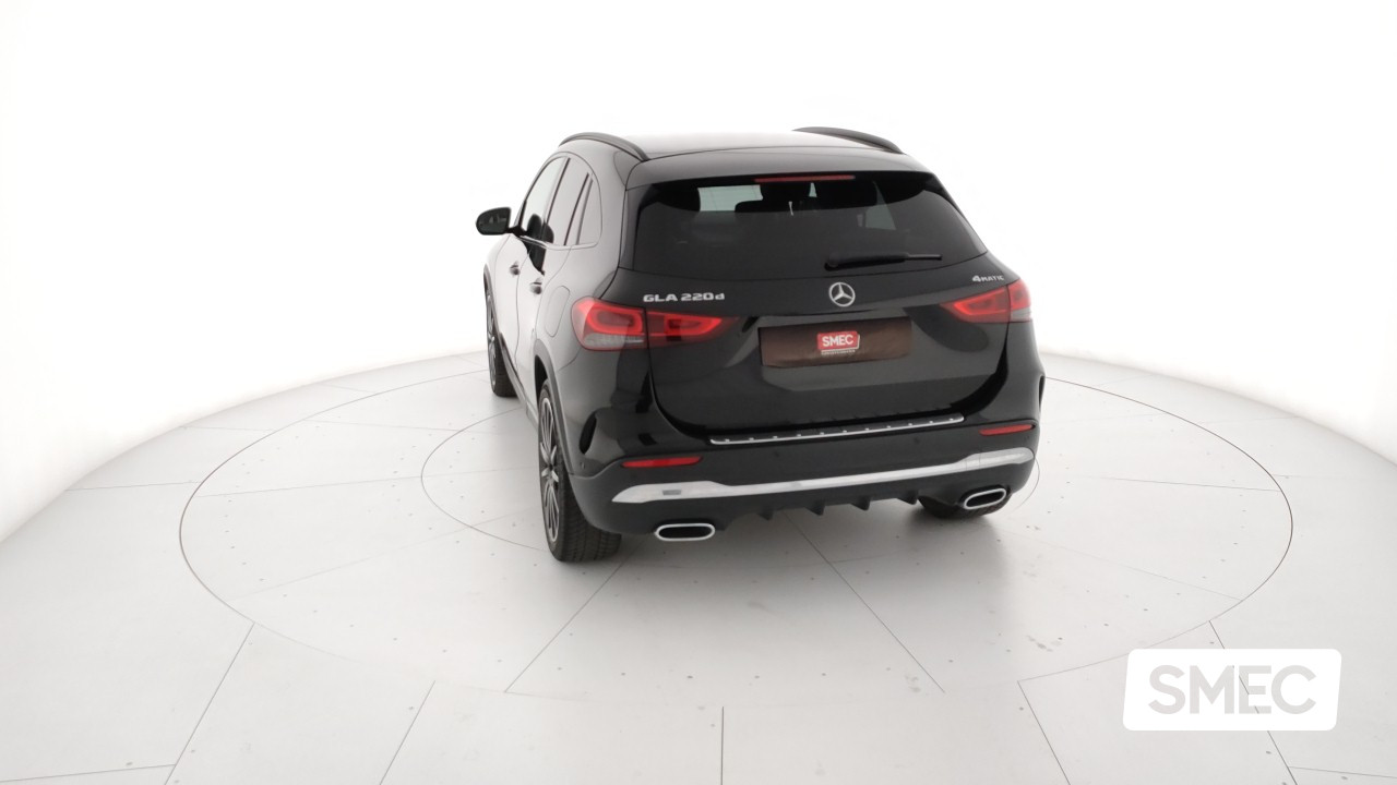 previewMercedes-Benz GLA  220 d Automatic 4MATIC Premium