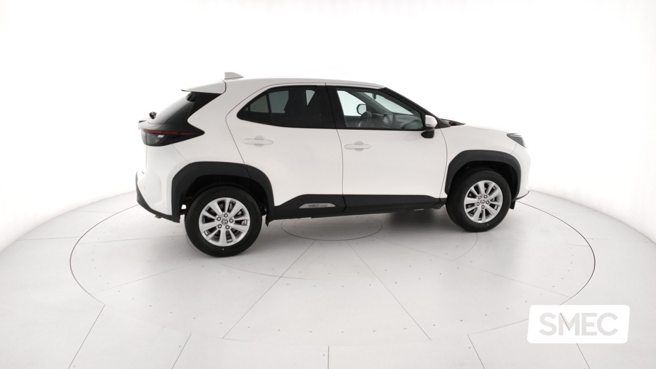previewToyota Yaris Cross 1.5H  E-CVT Business