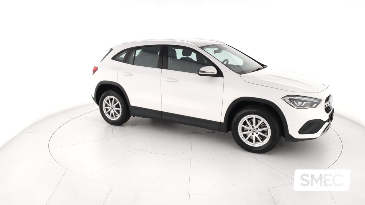 previewMercedes-Benz Gla 180d Automatic business