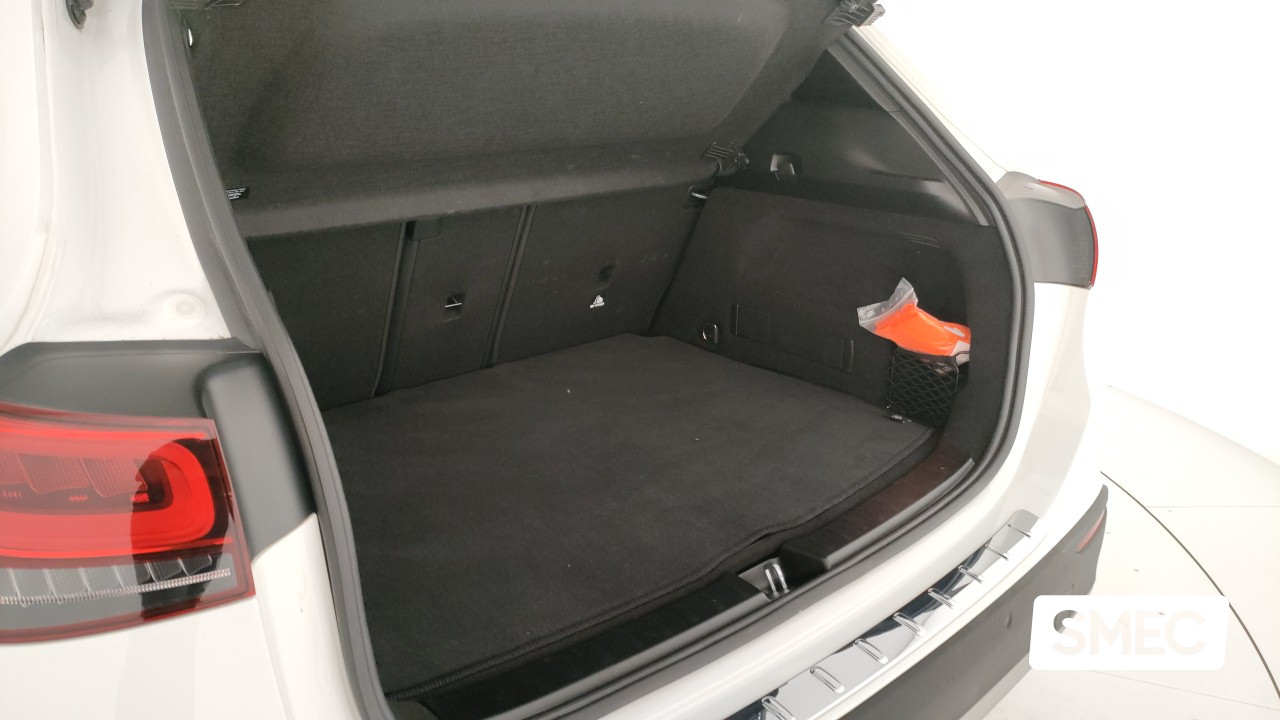 Mercedes-Benz Gla 180d Automatic business