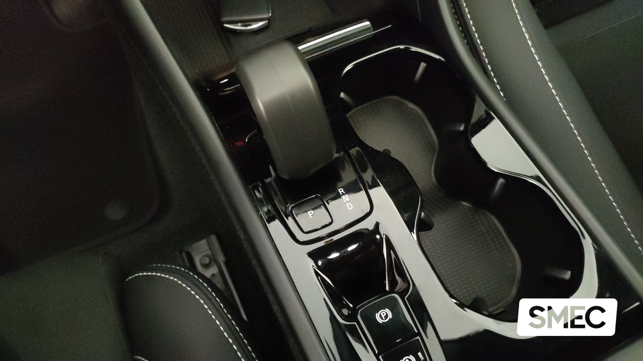 Volvo XC40 B3 automatico Plus Dark