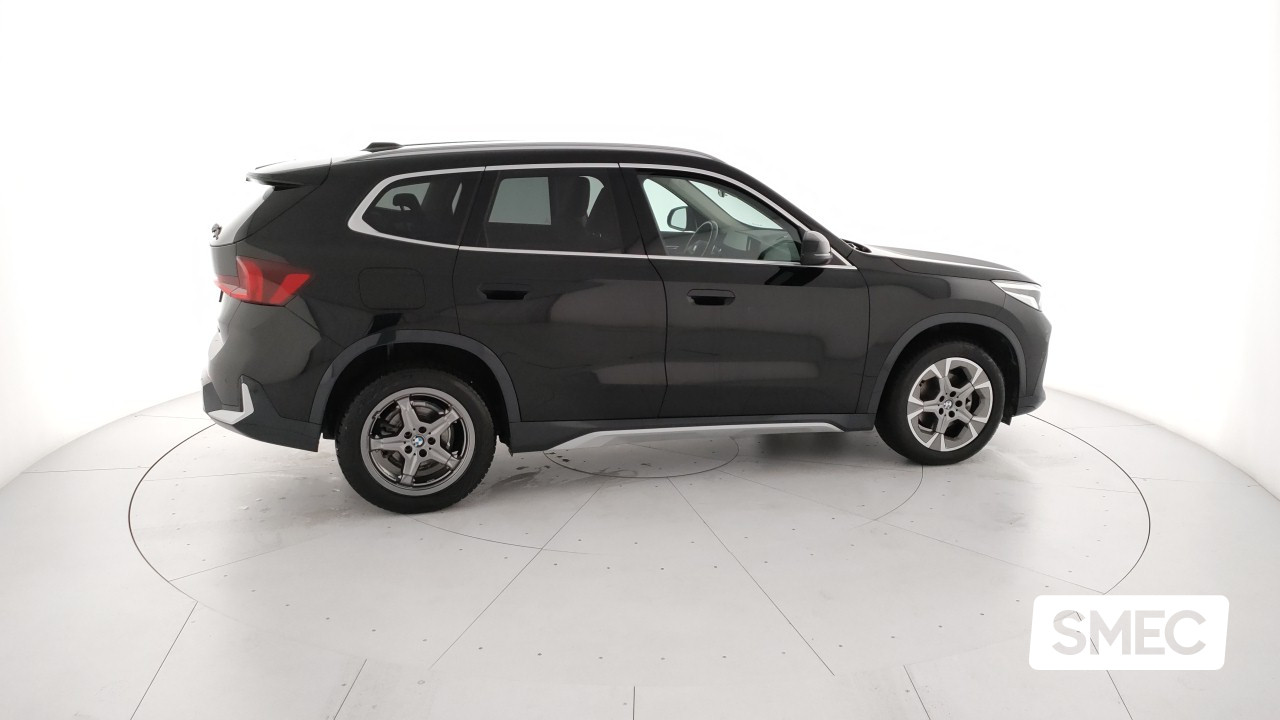 previewBmw X1 sDrive 18d X-Line DCT