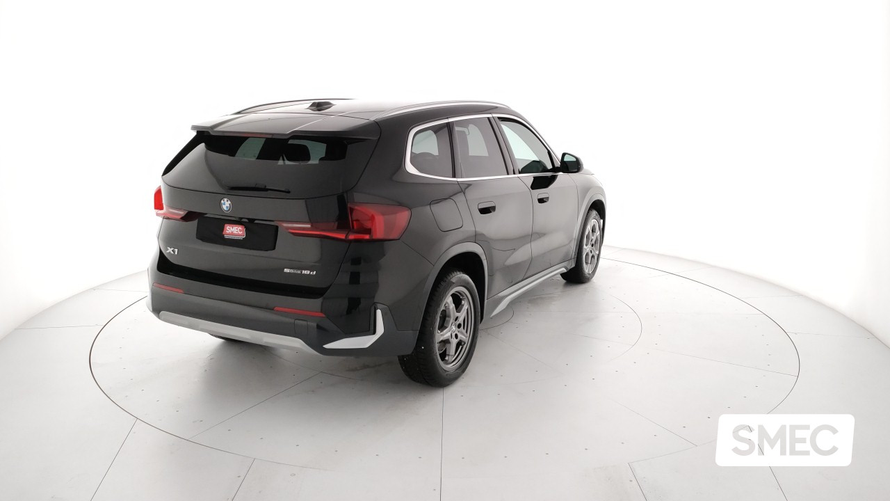 previewBmw X1 sDrive 18d X-Line DCT