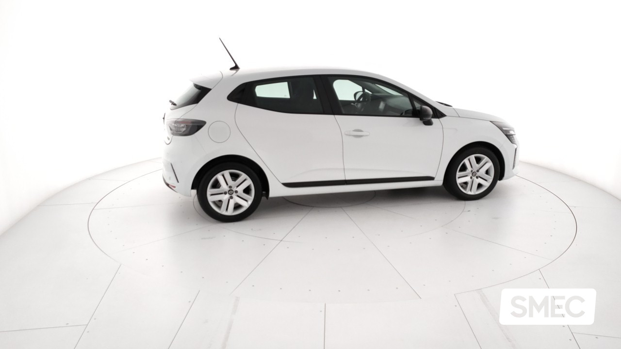 previewRenault  Clio 1.6 E-Tech Full Hybrid